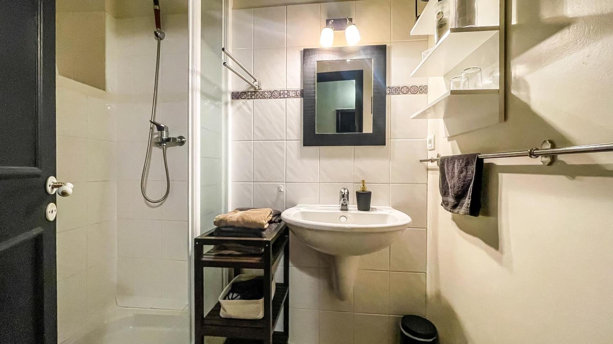 Retromirabeau - Chambre Suite & Appartements De Charme - Localisation Premium Narbonne Eksteriør bilde